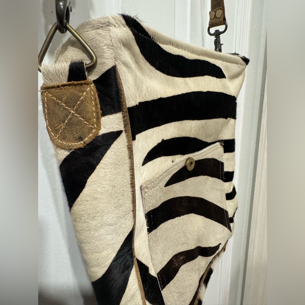 Myra Zebra Print Crossbody Bag - Picture 7 of 8